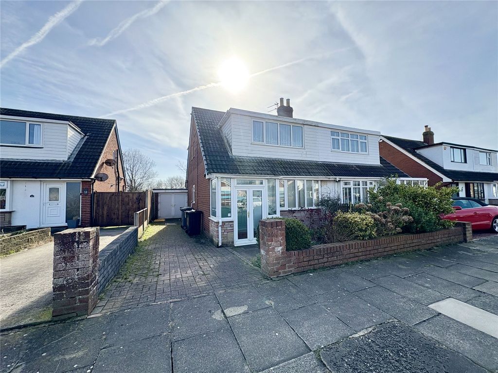 Property photo 1 of 16 Picture No. 02