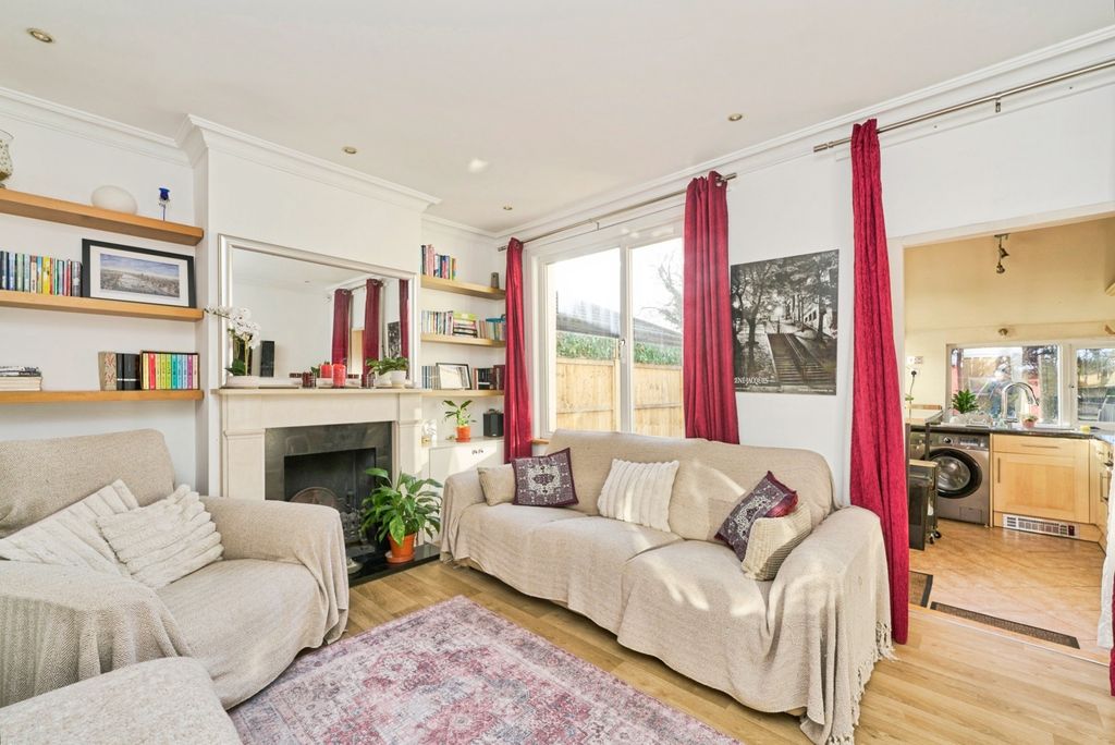 Property photo 1 of 11 Pbox-Img.Jpg