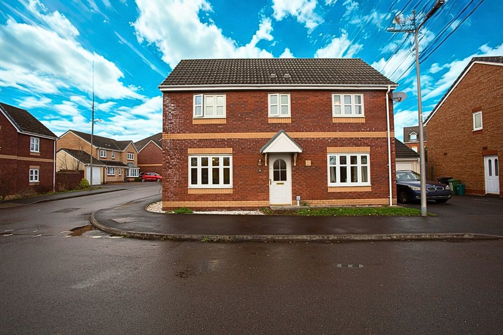 Property photo 1 of 16