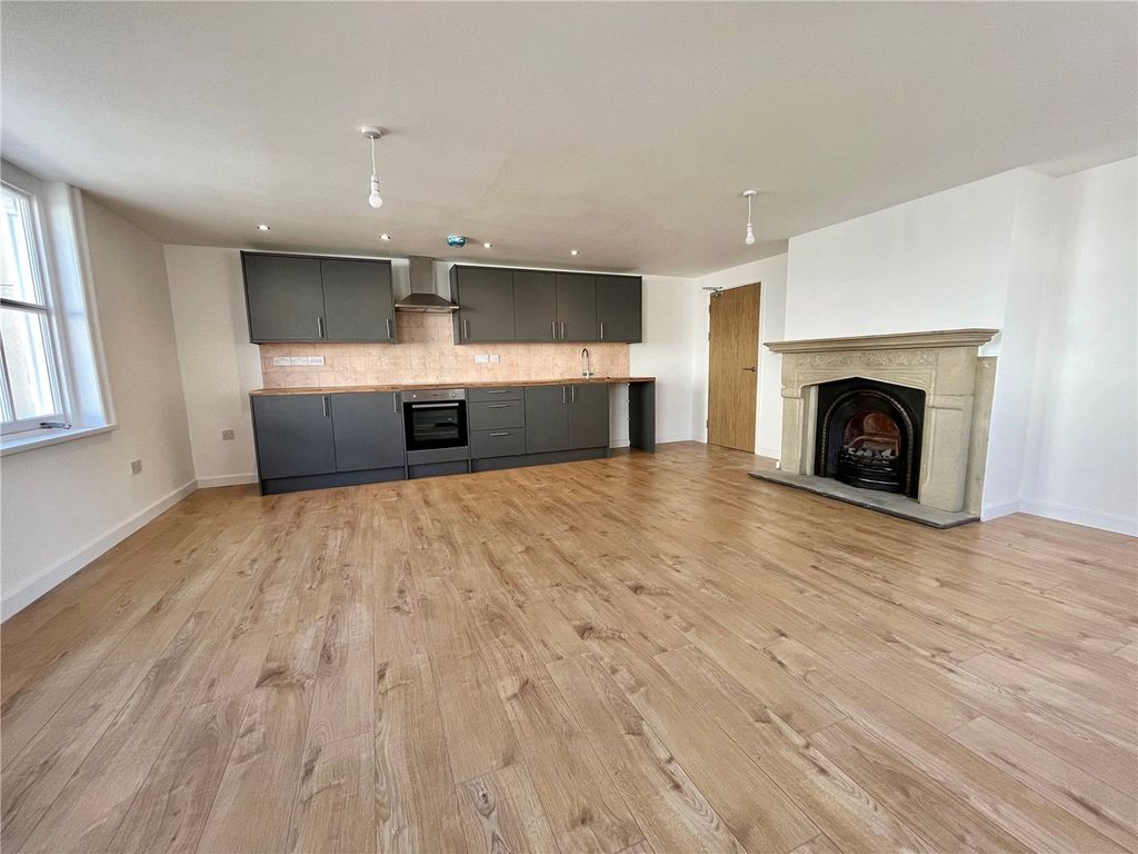 Property photo 1 of 5 Picture No. 14