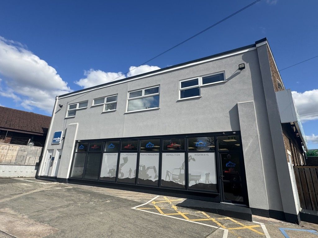 Property photo 2 of 9 Photo 1