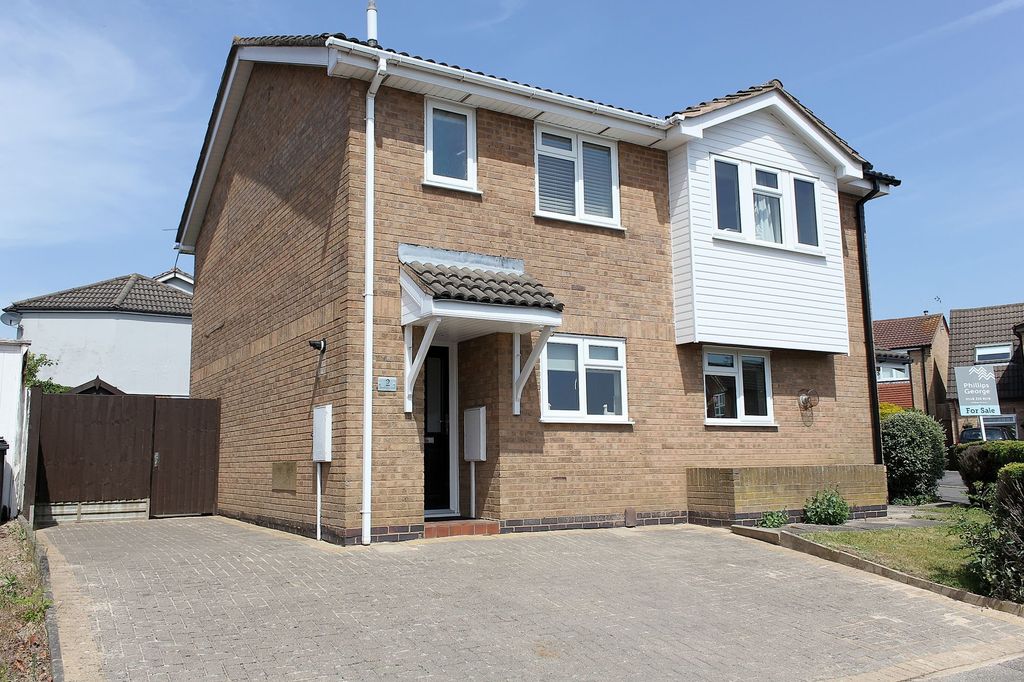 Property photo 1 of 17