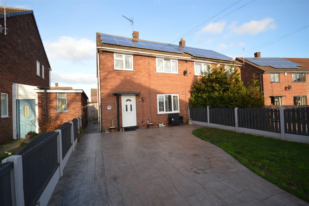 Property photo 1 of 15 External