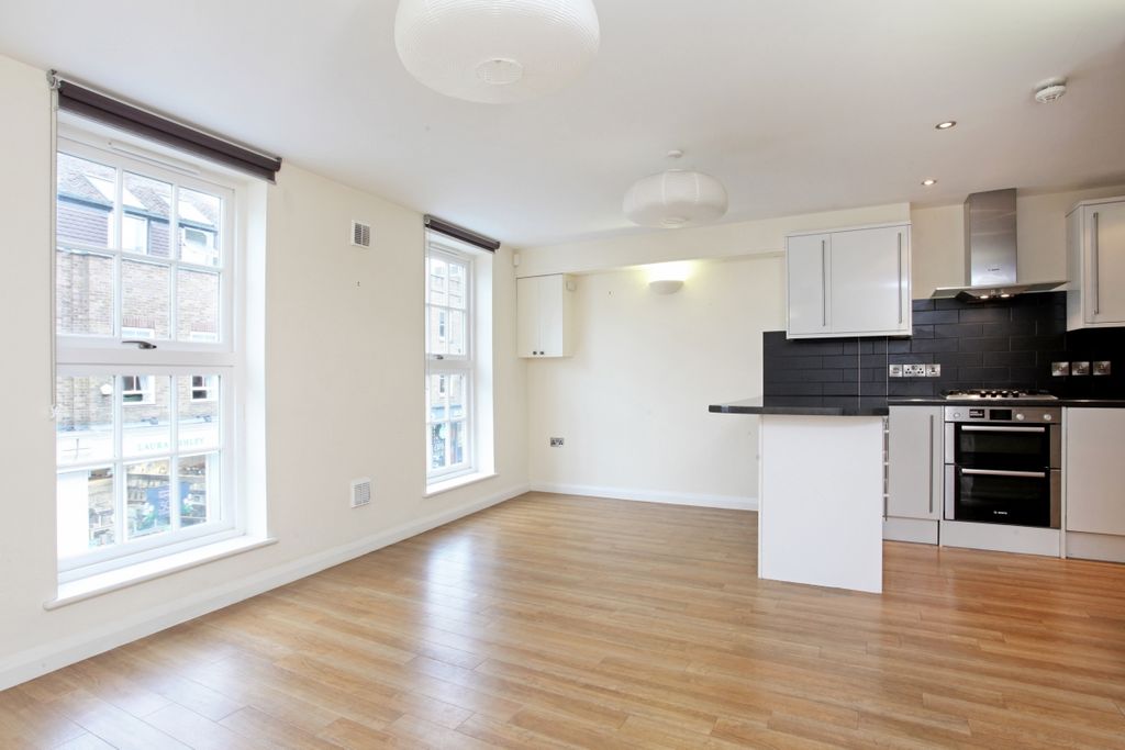 Property photo 1 of 21 1 William Street ...