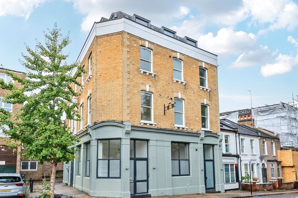 Property photo 1 of 9 1370726-3-68F6128...