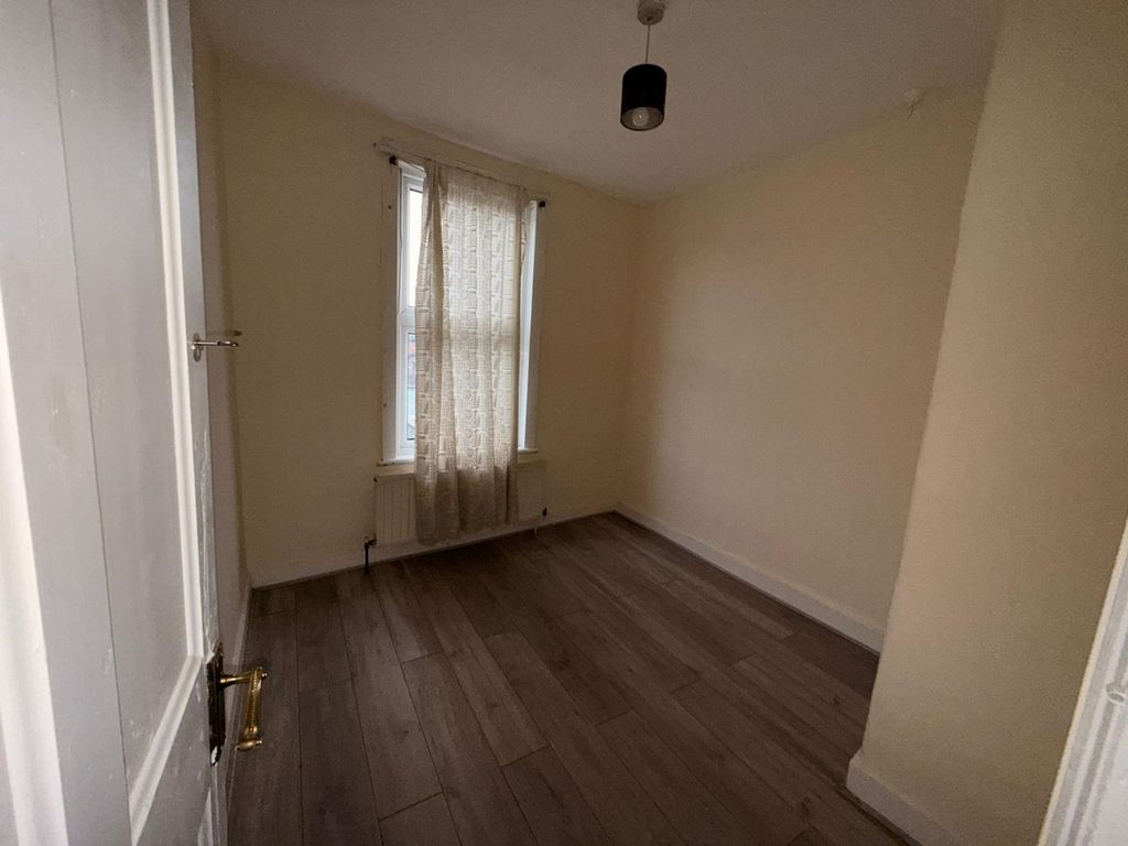 Property photo 3 of 3 Gallery