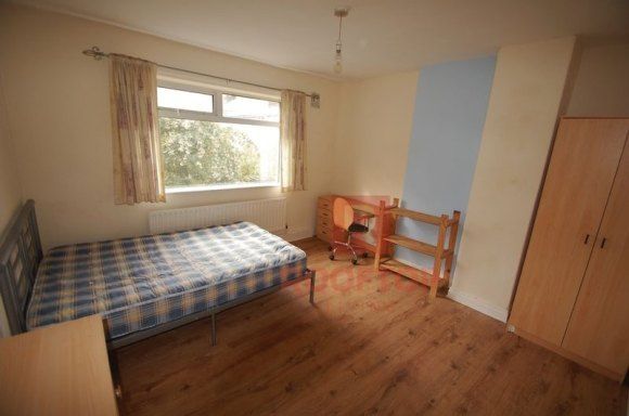 Property photo 3 of 10 4266670.Jpg