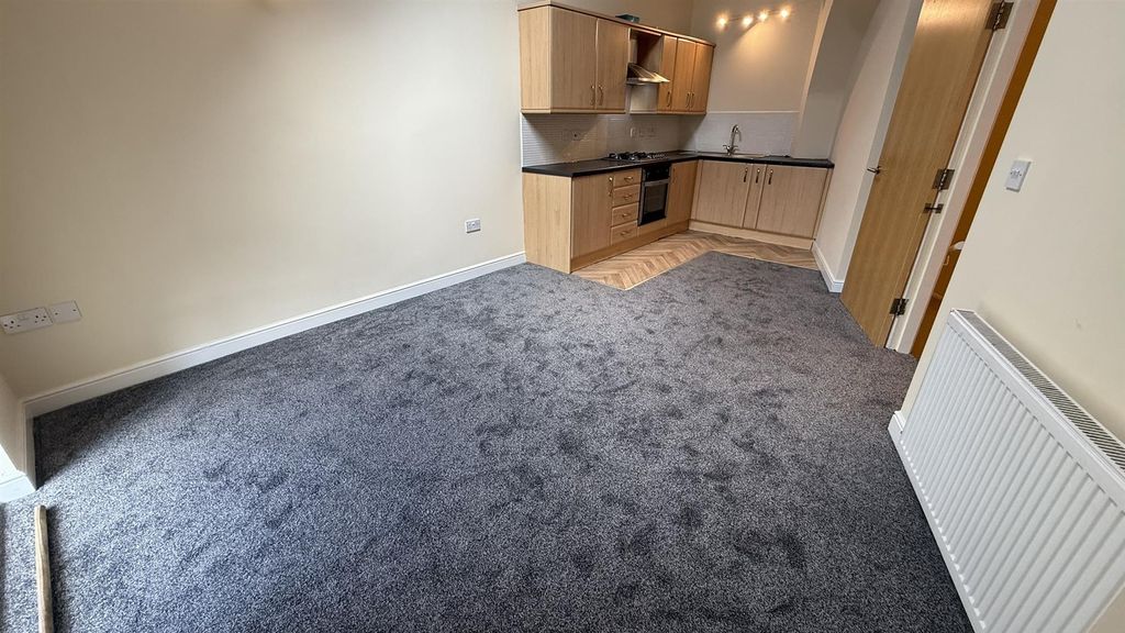 Property photo 2 of 13 Img_5556.Jpeg