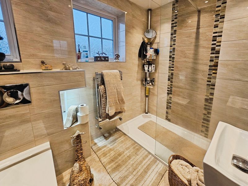 Property photo 3 of 6 Photo 1