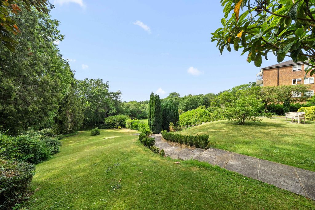 Property photo 3 of 19 Photo 1