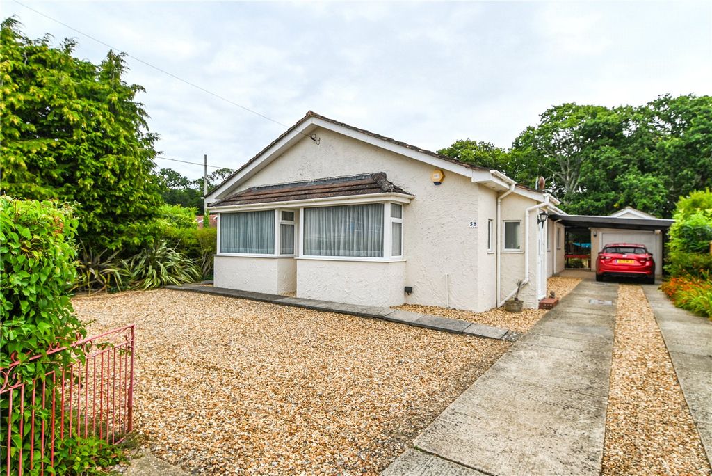 Property photo 2 of 25 Picture No. 28