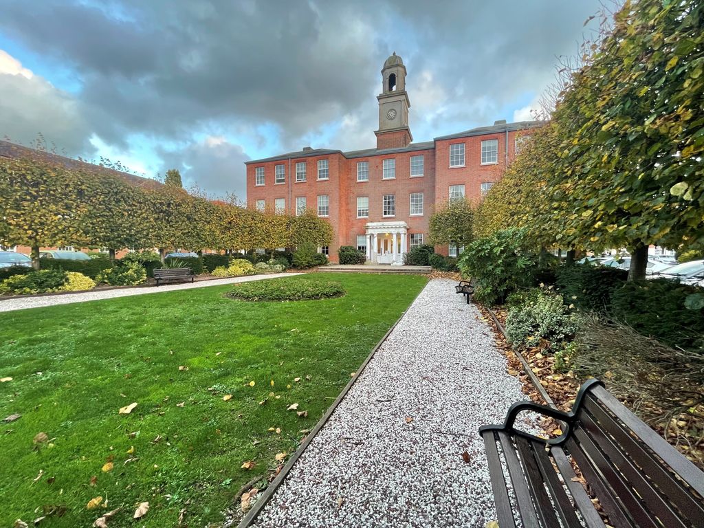 Property photo 1 of 5