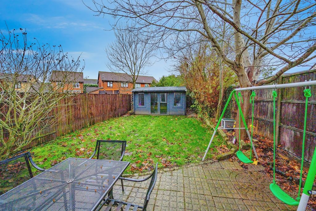 Property photo 2 of 13