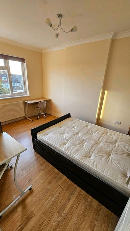 Property photo 2 of 10 Gallery