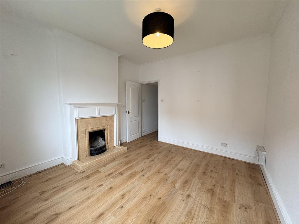 Property photo 3 of 10 Img_8156.Jpeg