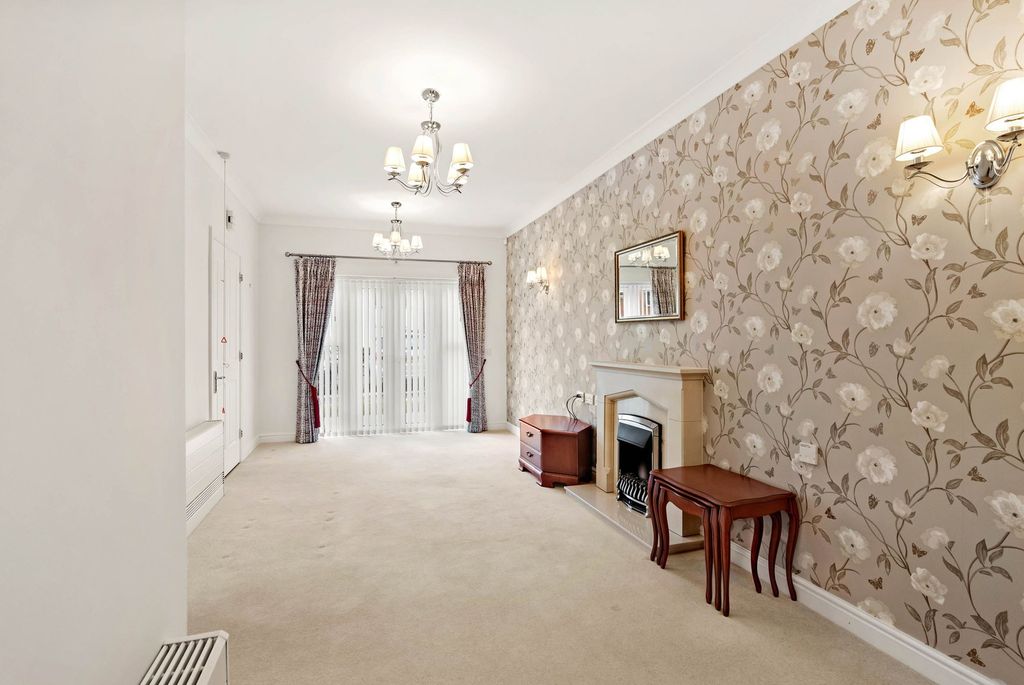 Property photo 3 of 8