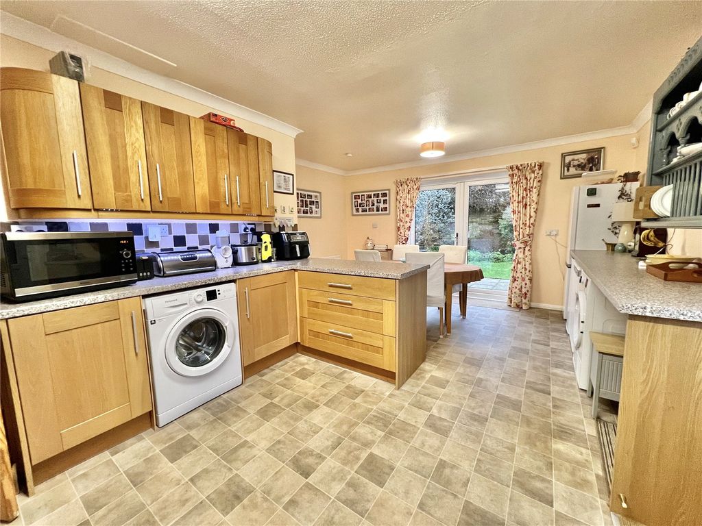 Property photo 3 of 18 Picture No. 15