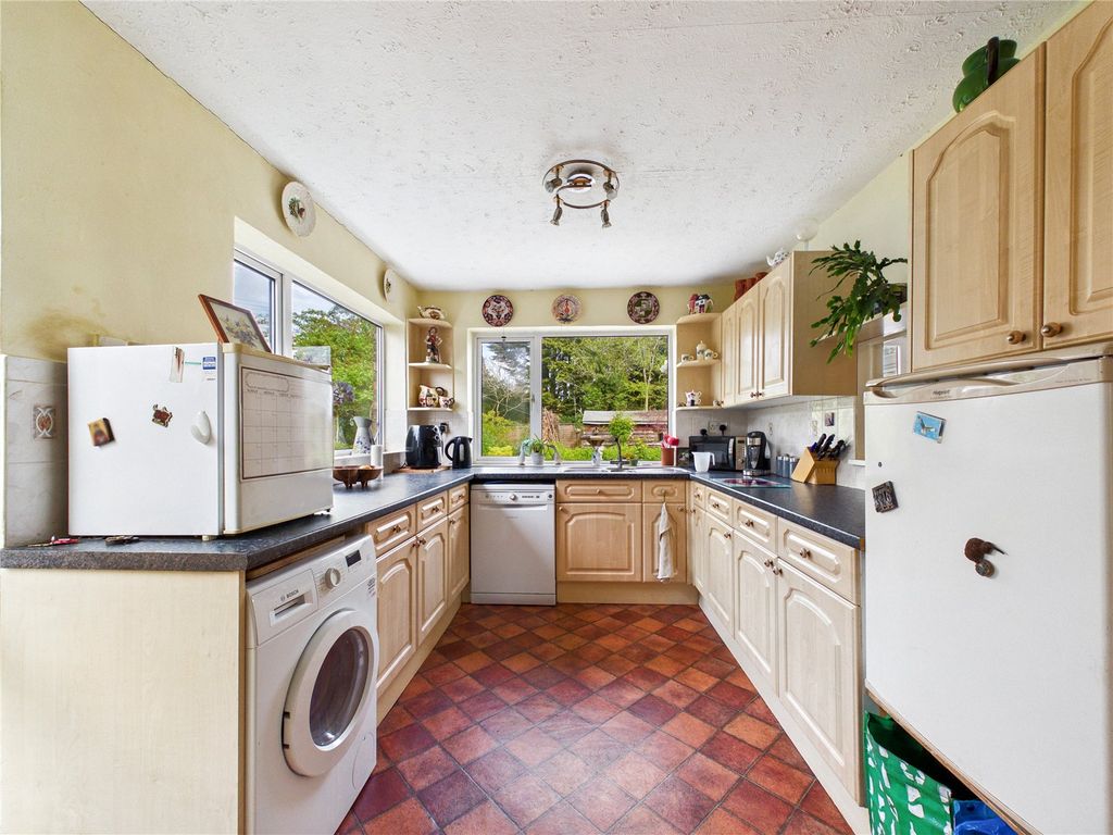 Property photo 3 of 21 Picture 3