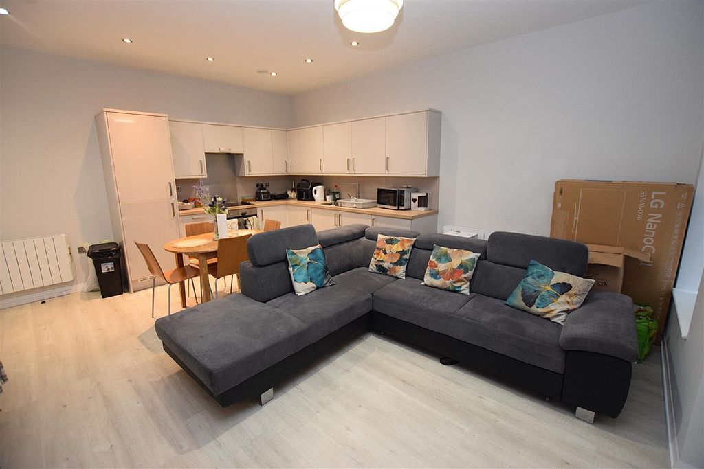 Property photo 2 of 6 Dsc_0295.Jpg