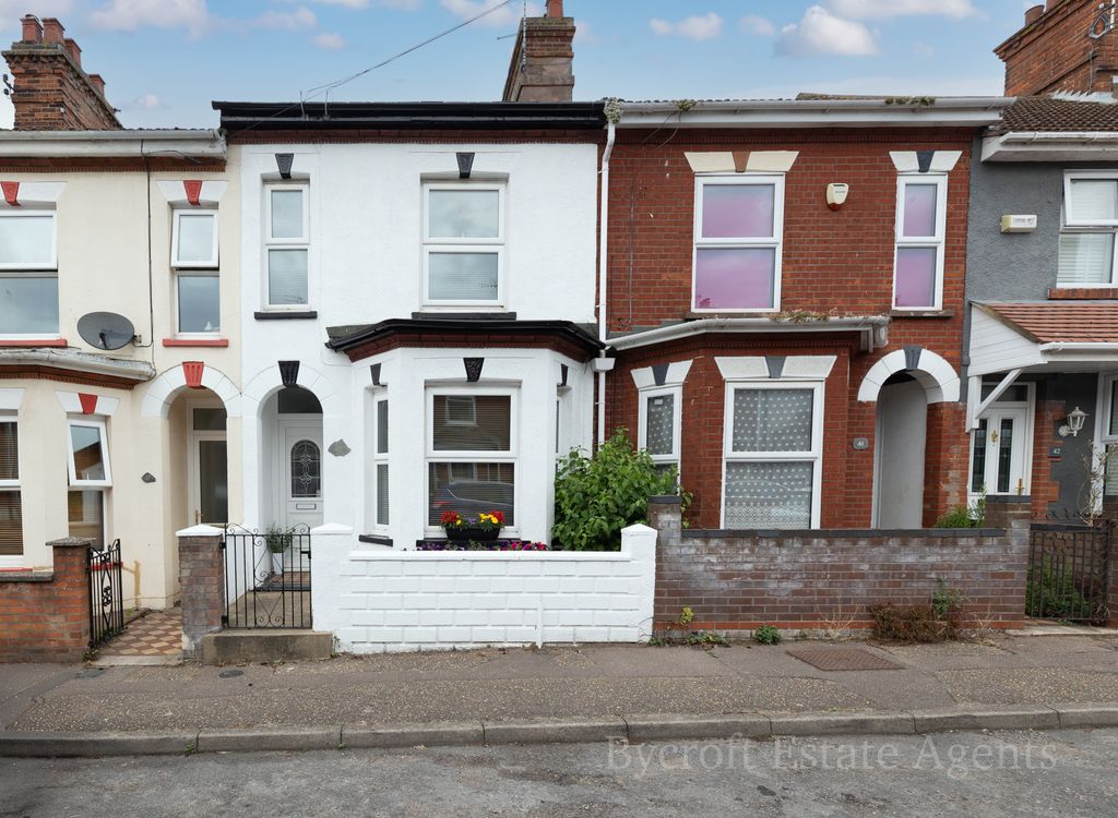 Property photo 1 of 16