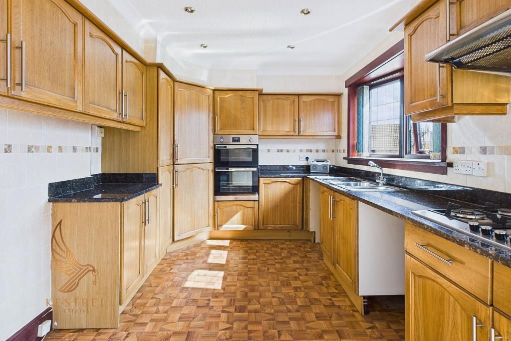 Property photo 2 of 28 2.Png