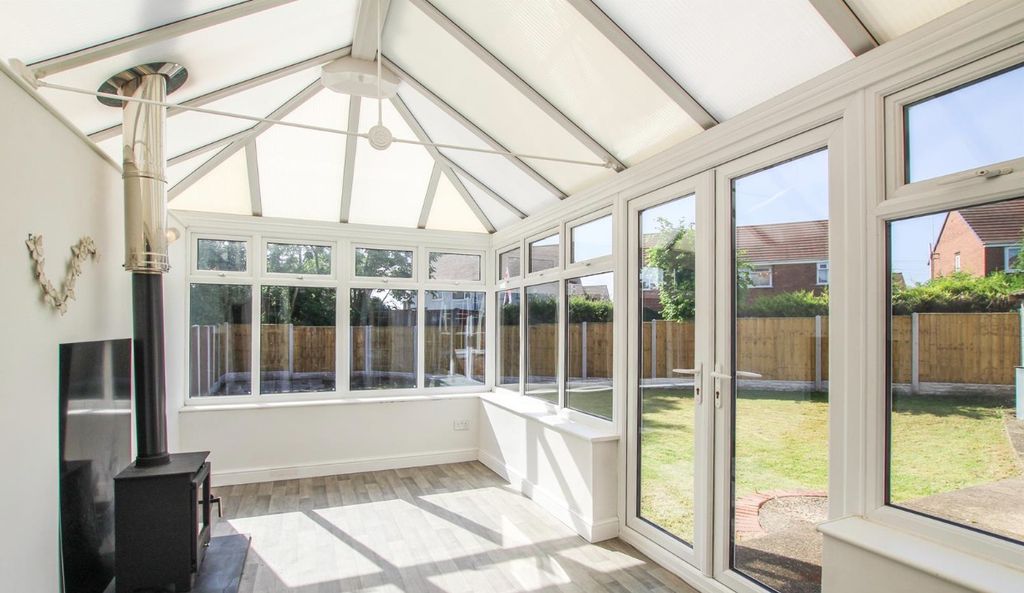 Property photo 1 of 12 5296190