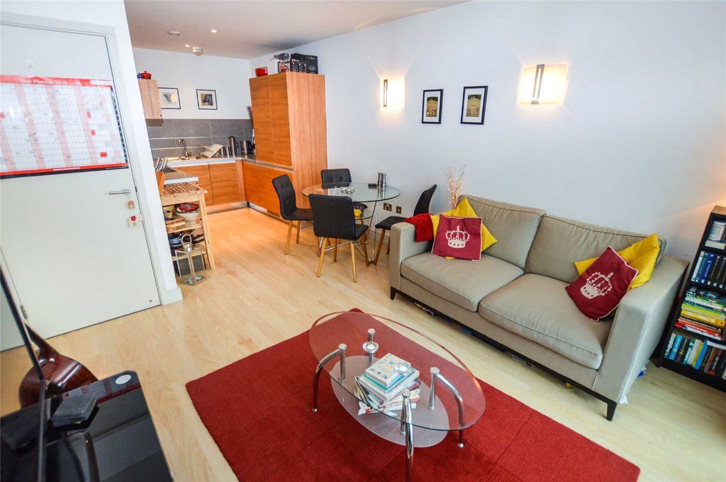 Property photo 2 of 12 Picture No. 05