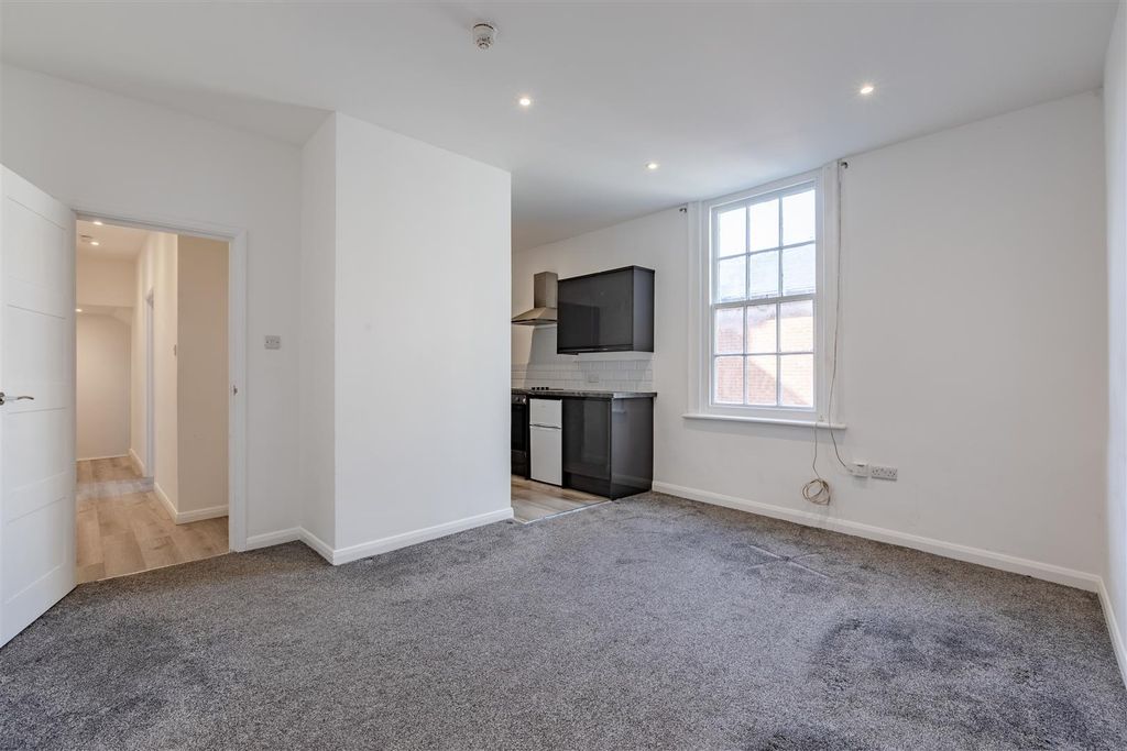 Property photo 2 of 10 Open Plan Living Room/Kitchen