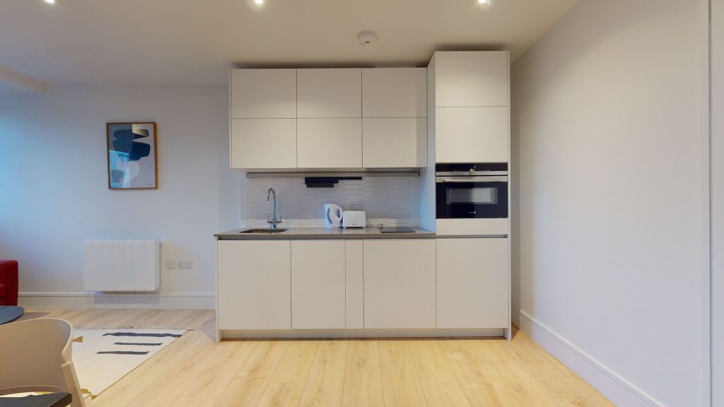 Property photo 2 of 21 Kitchen