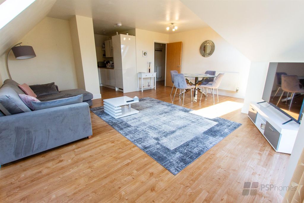 Property photo 2 of 10 Frt2-81.Jpg