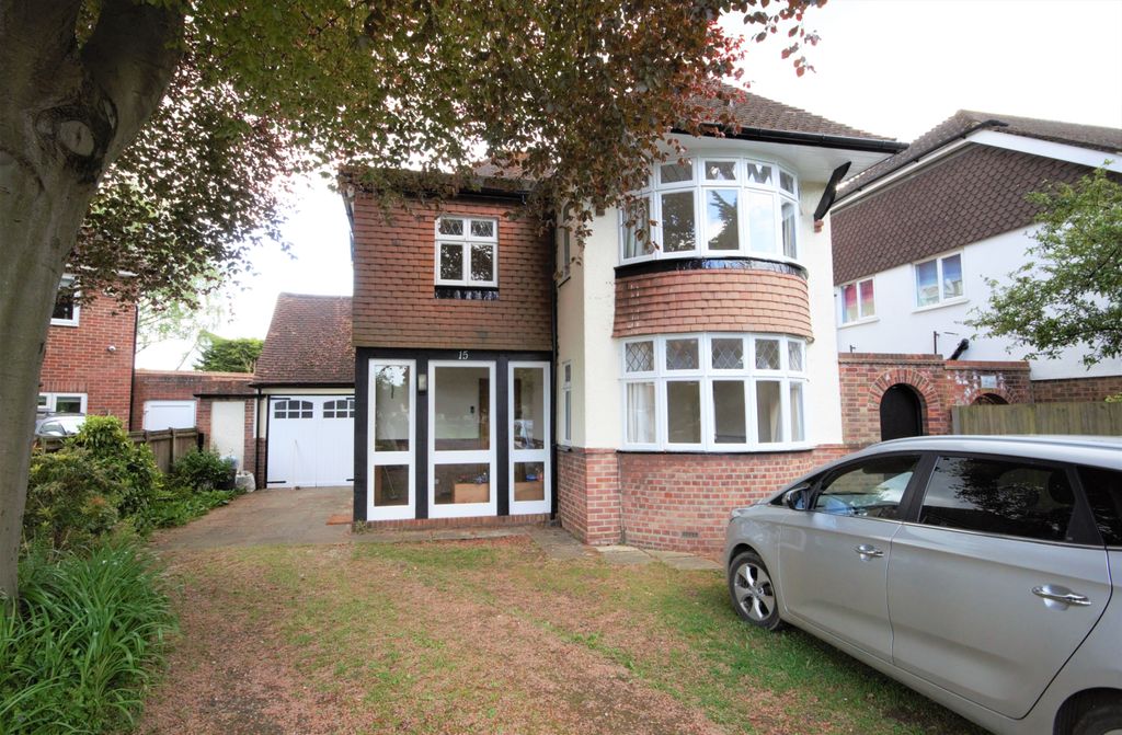 Property photo 1 of 18
