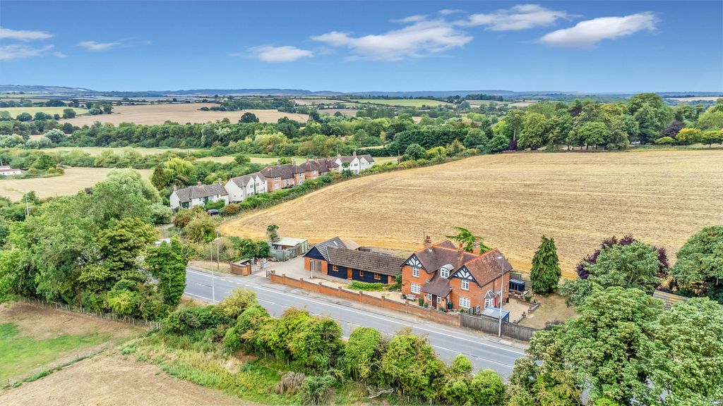 Property photo 1 of 41