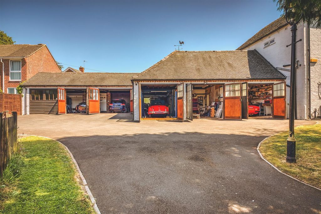 Additional image 4 of 5 bed detached house for saleSchool Lane, Chellaston, Derby DE73