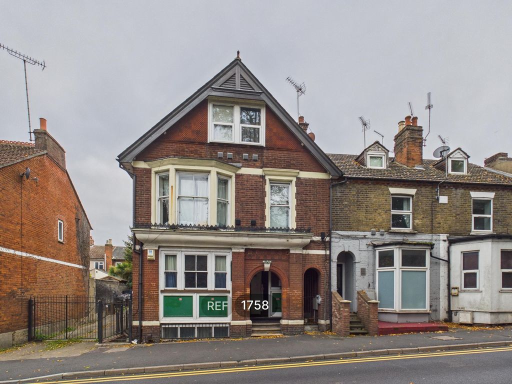 Property photo 1 of 7 Other Areas