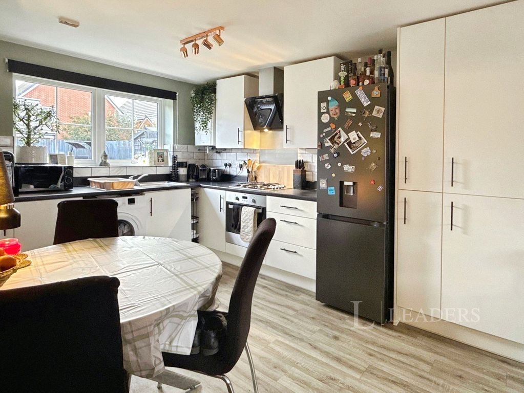 Property photo 2 of 9 Pbox-Img.Jpg