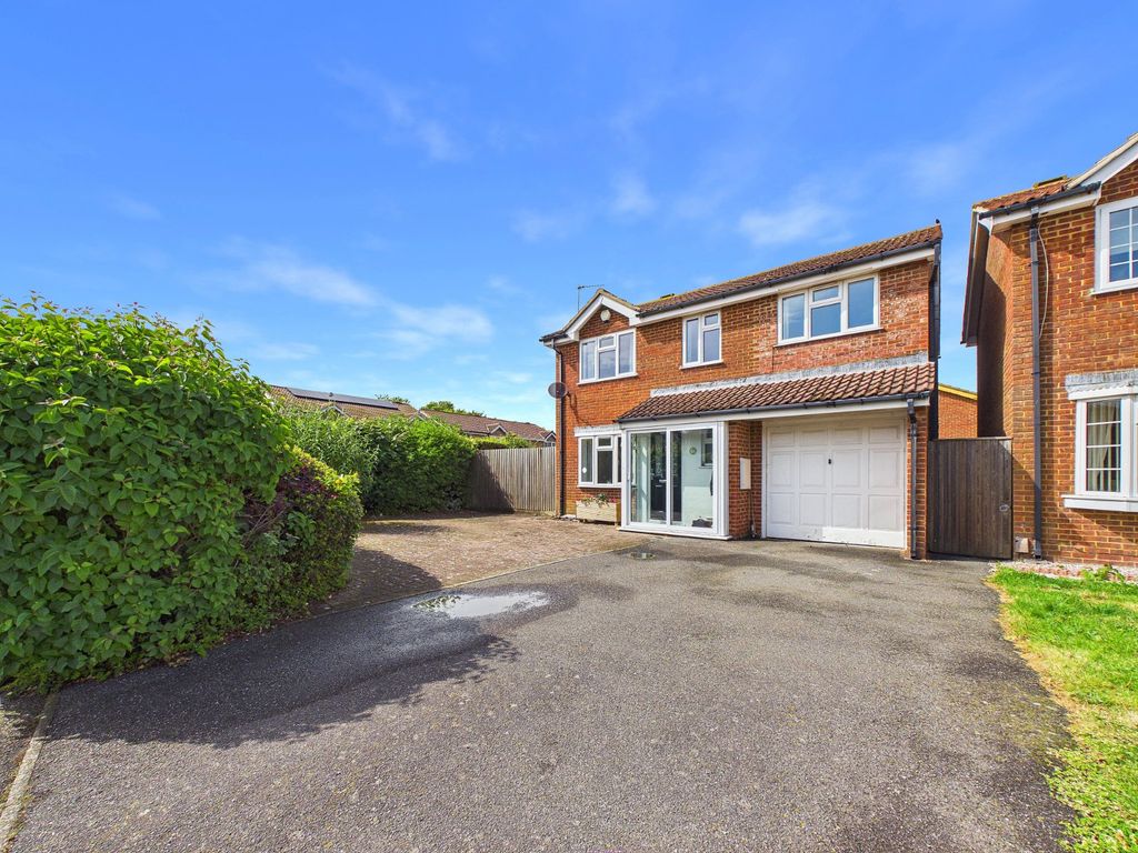Property photo 1 of 22 Frontage