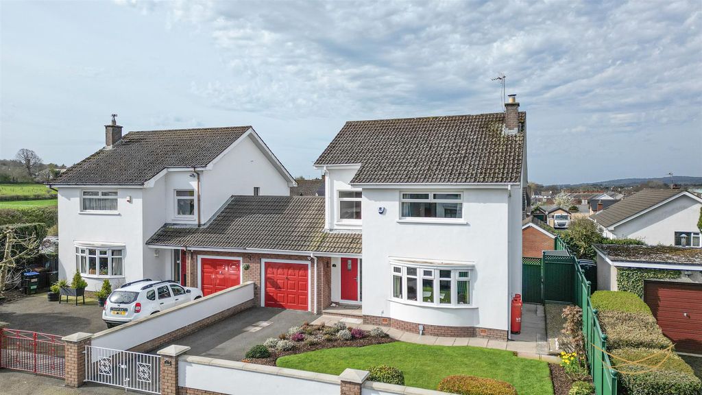 Property photo 2 of 36 Dhp-8.Jpg