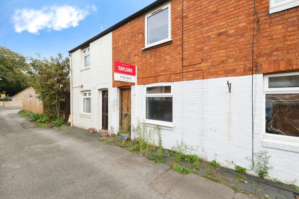 Property photo 1 of 15 Photo