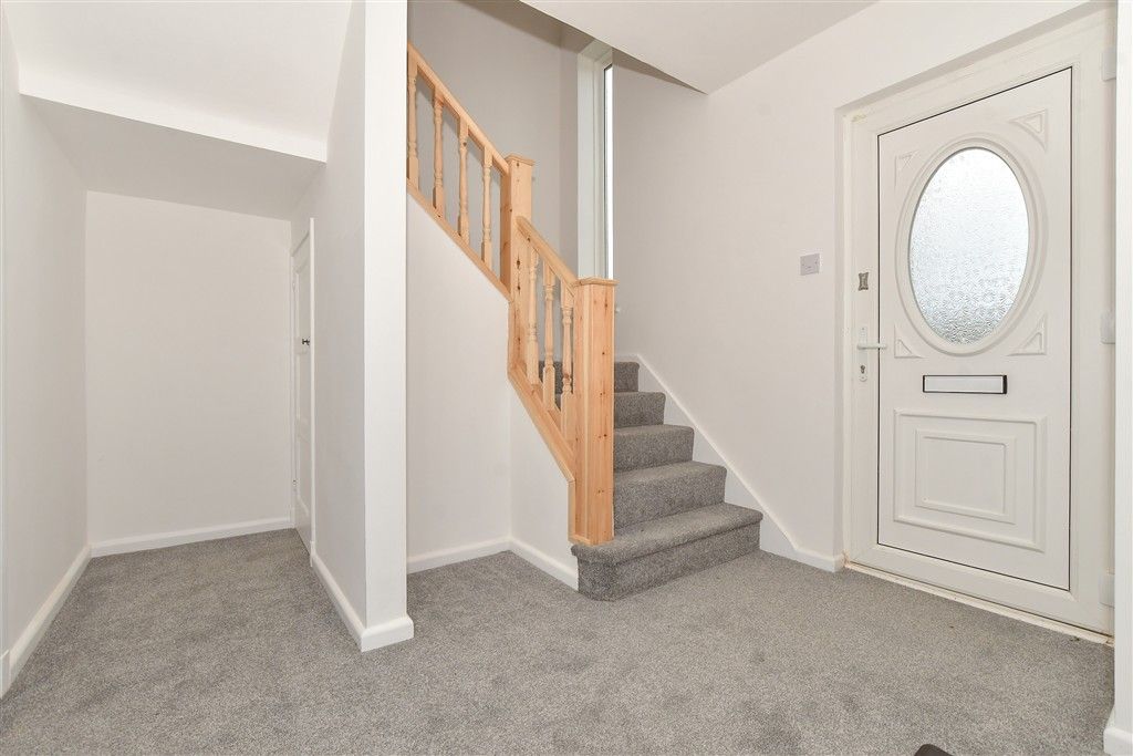 Property photo 1 of 12 Entrance Hall