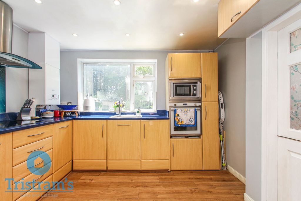 Property photo 3 of 29