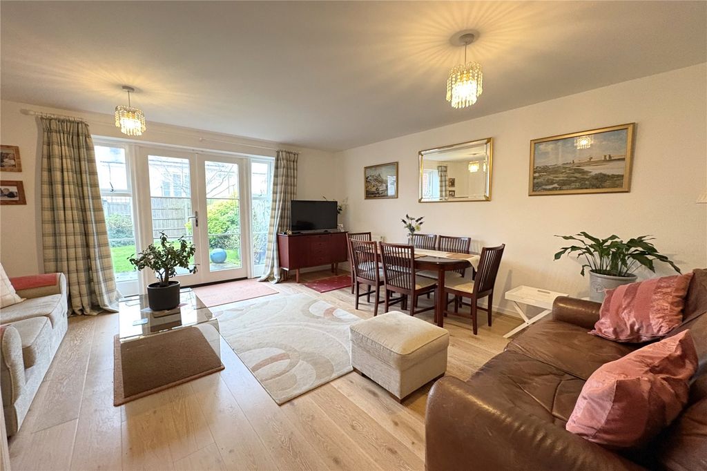 Property photo 2 of 11 Picture No. 07