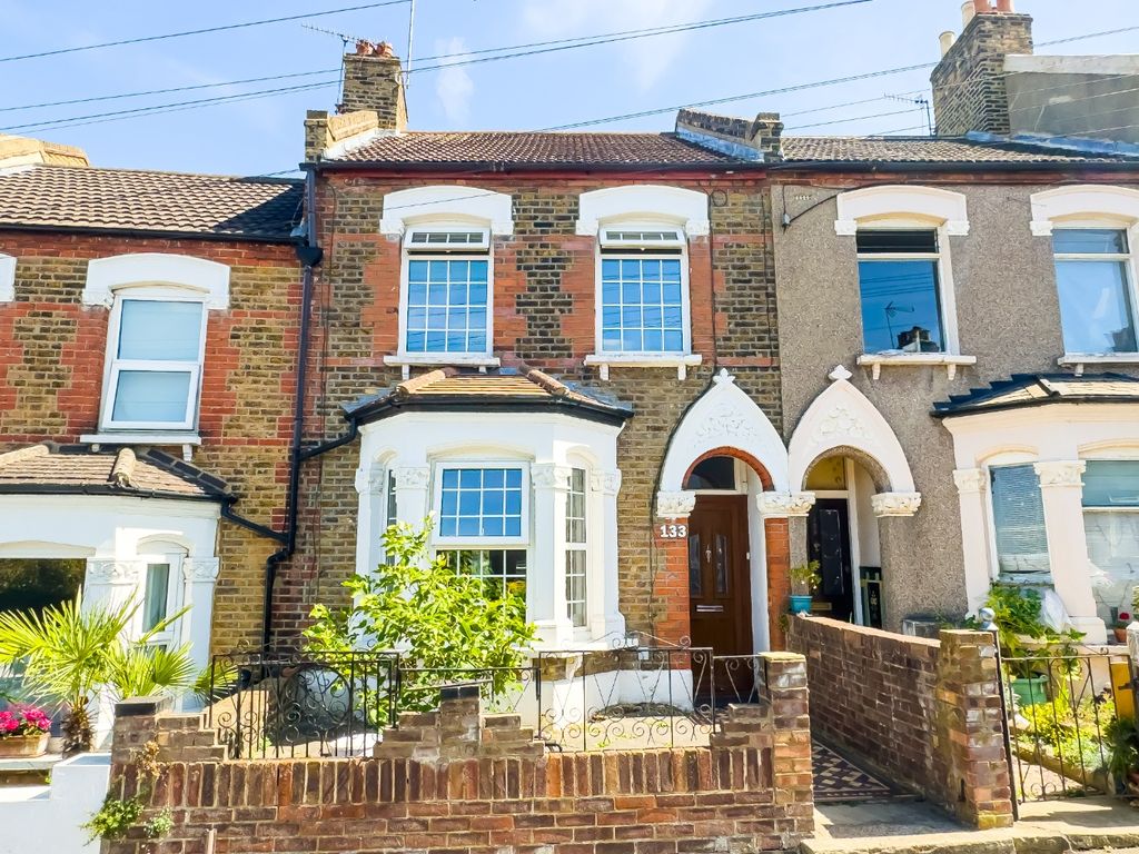 Property photo 1 of 24 5283892