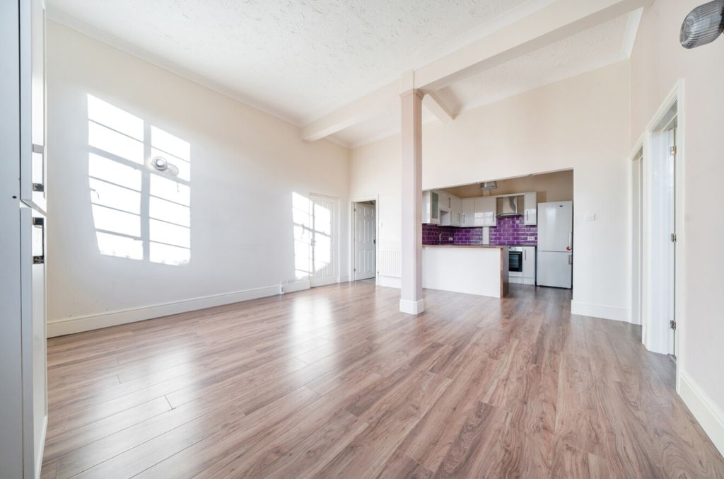Property photo 1 of 13 1229205 (2)