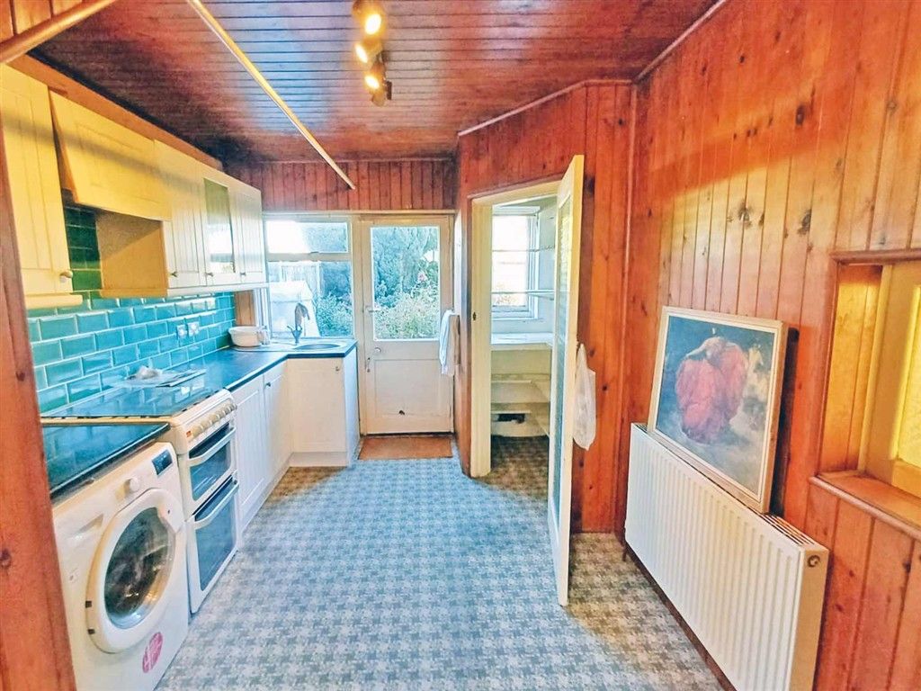 Property photo 3 of 5