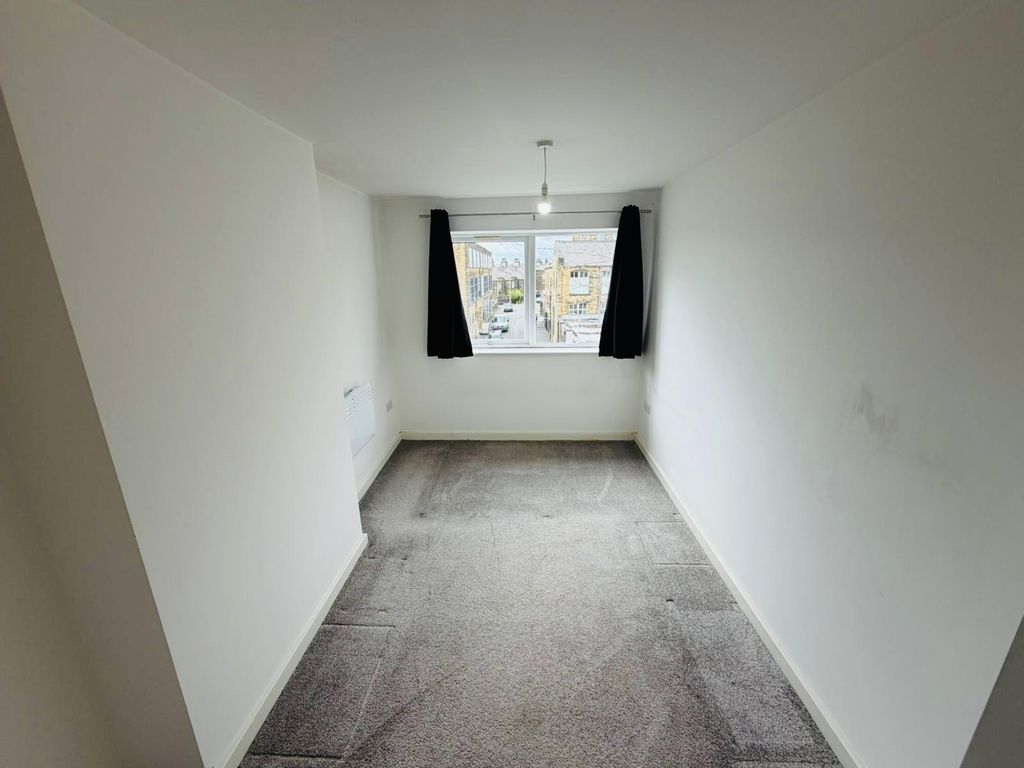 Property photo 3 of 5 Image