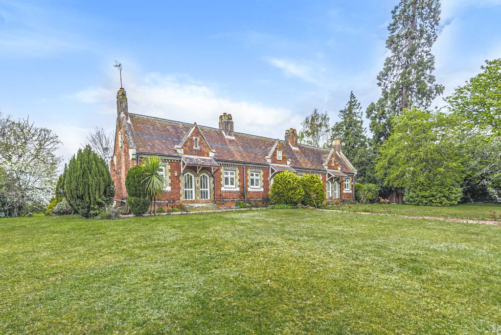 Property photo 1 of 15 Photo