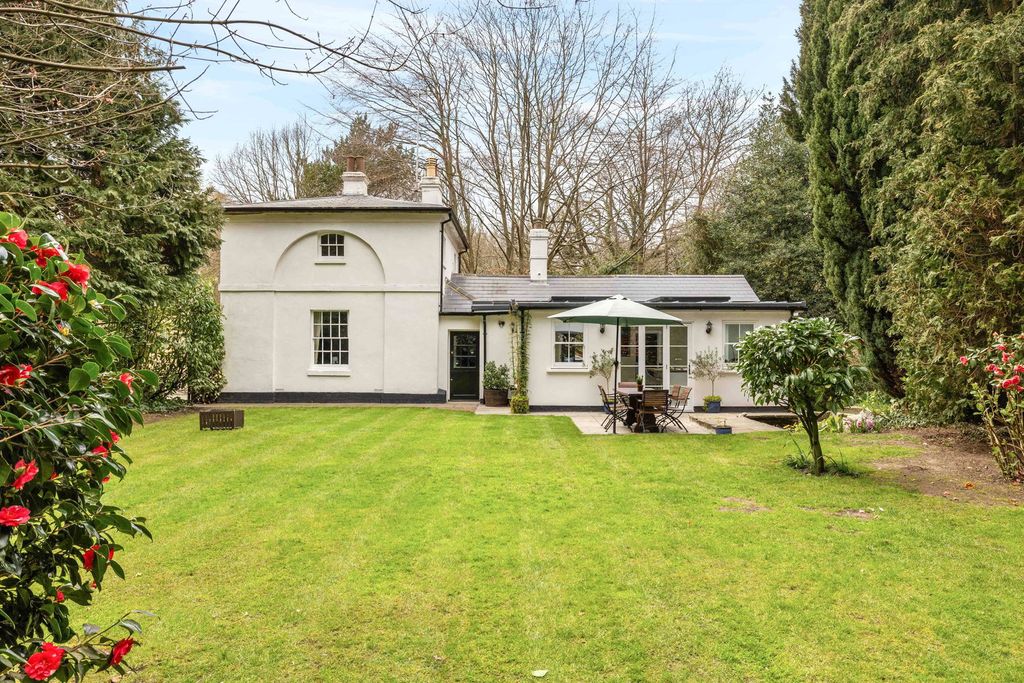 Property photo 2 of 45