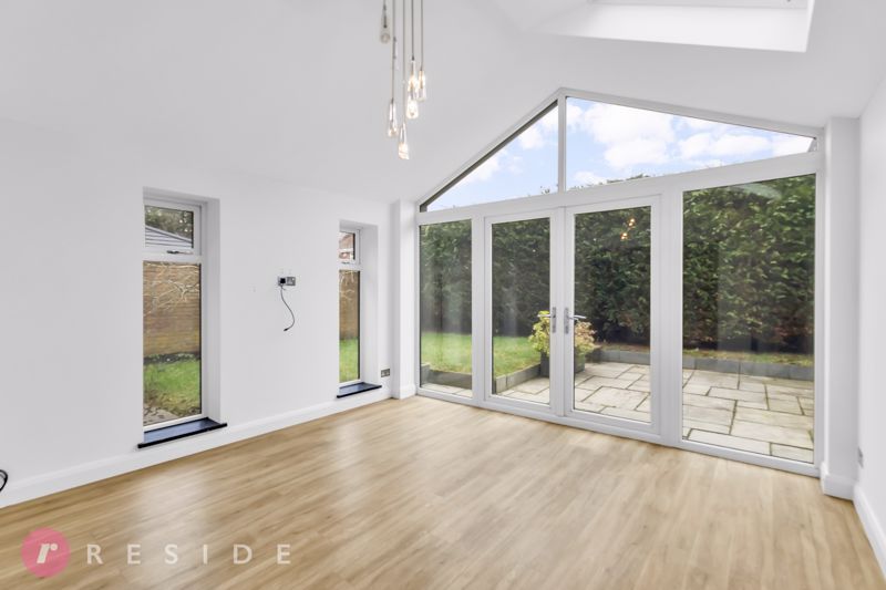 Property photo 3 of 19 Orangery