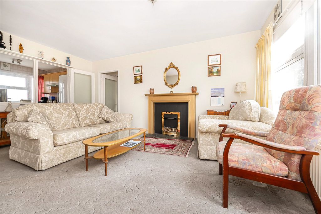 Property photo 2 of 12 Picture No. 2