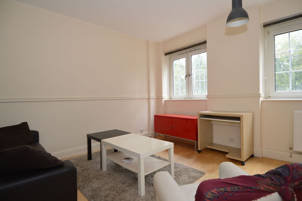 Property photo 3 of 4